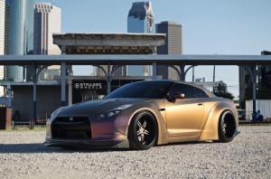 Nissan GT-R by Liberty Walk on Strasse Wheels (SP5R Signature Series) 2018 года